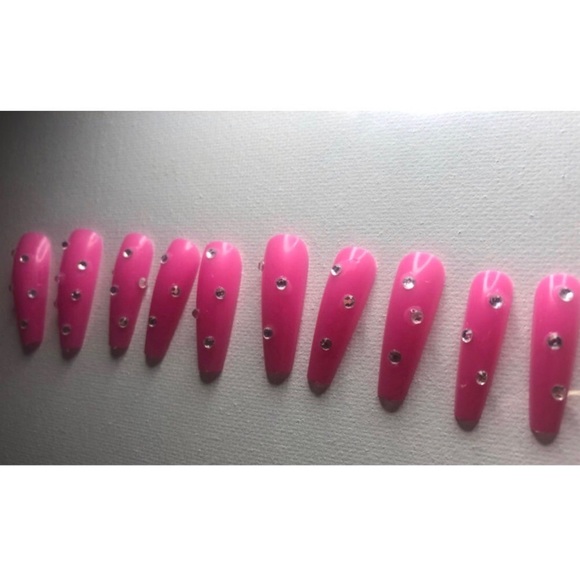 Pink rhinestone press on nail set + glue - Picture 1 of 2